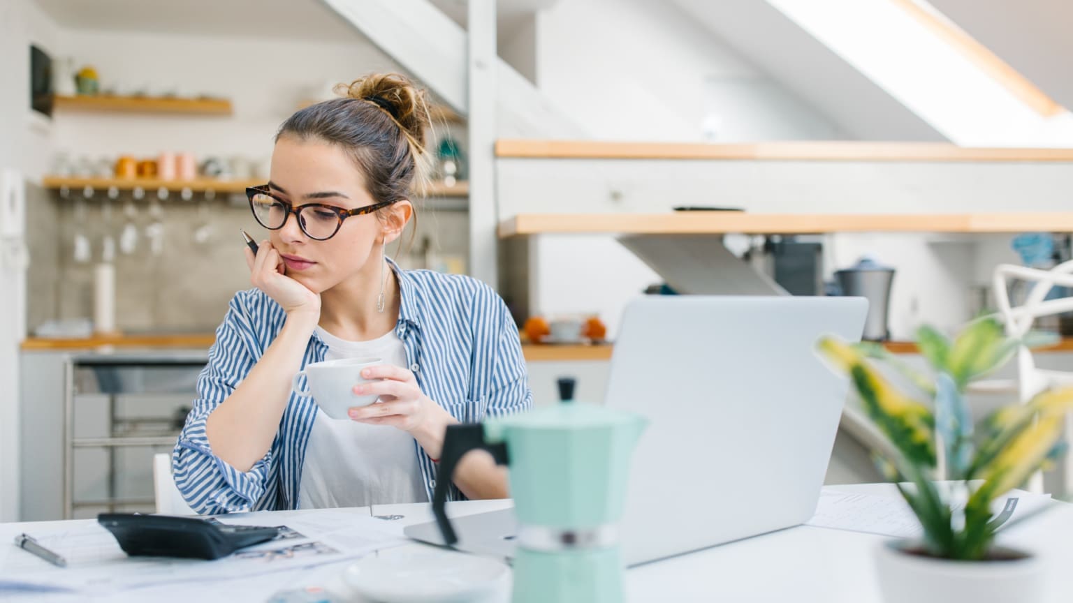 How to Create and Follow a Simple Budget