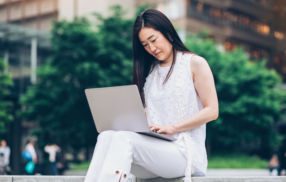 Can a positive money mindset lead to healthier lifestyle choices?
